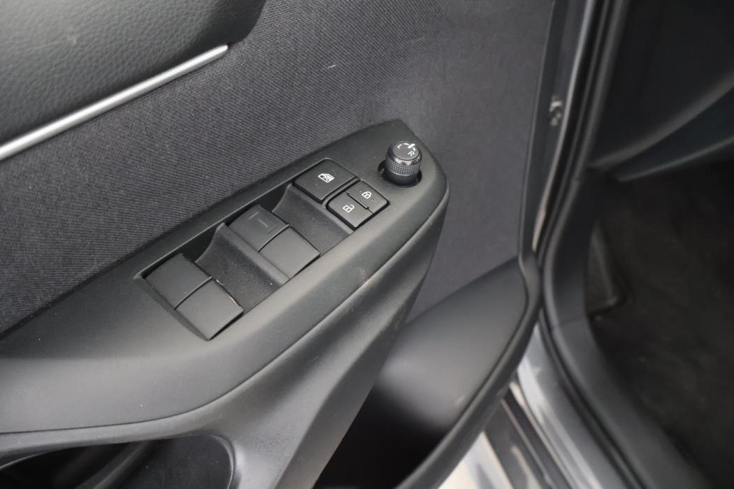 Toyota Yaris 2023