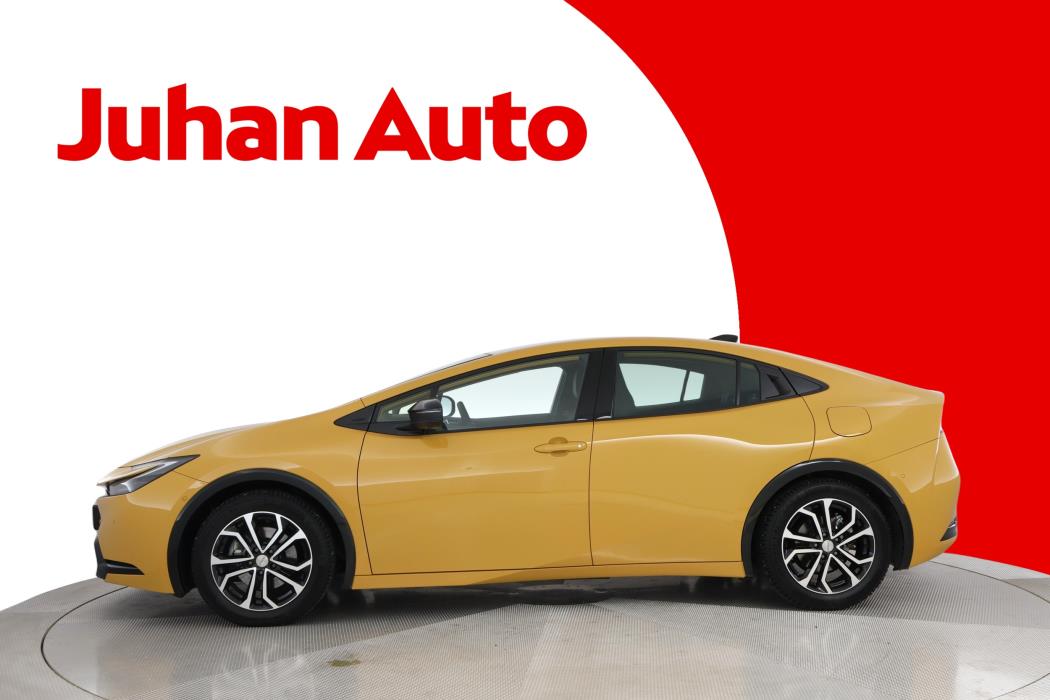 TOYOTA Prius Plug-in 2024