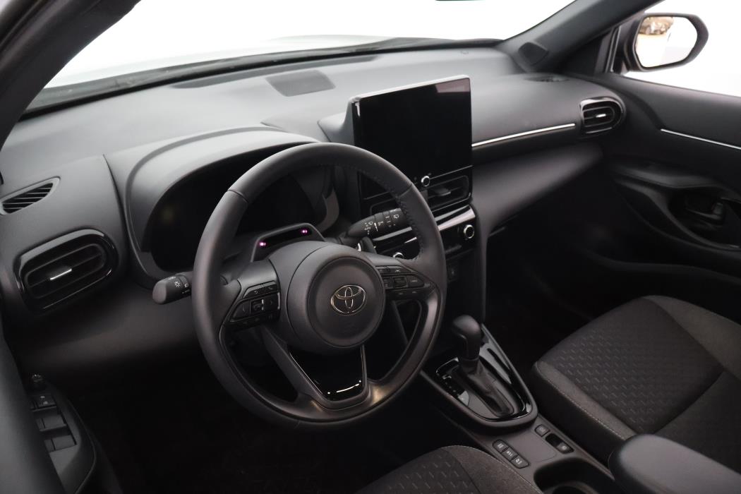 TOYOTA Yaris Cross 2026