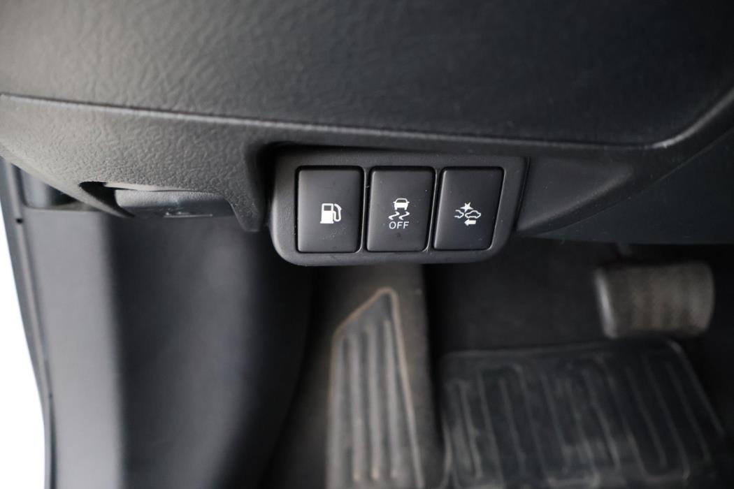TOYOTA Avensis 2018