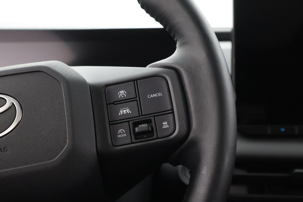 TOYOTA RAV4 2026