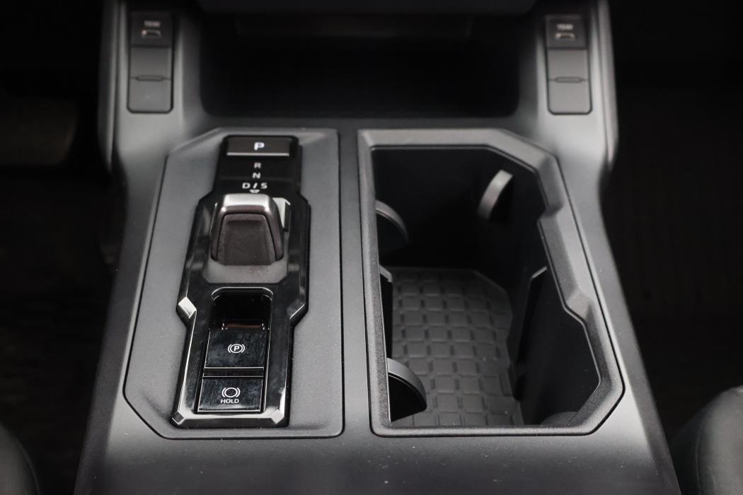 TOYOTA RAV4 2026