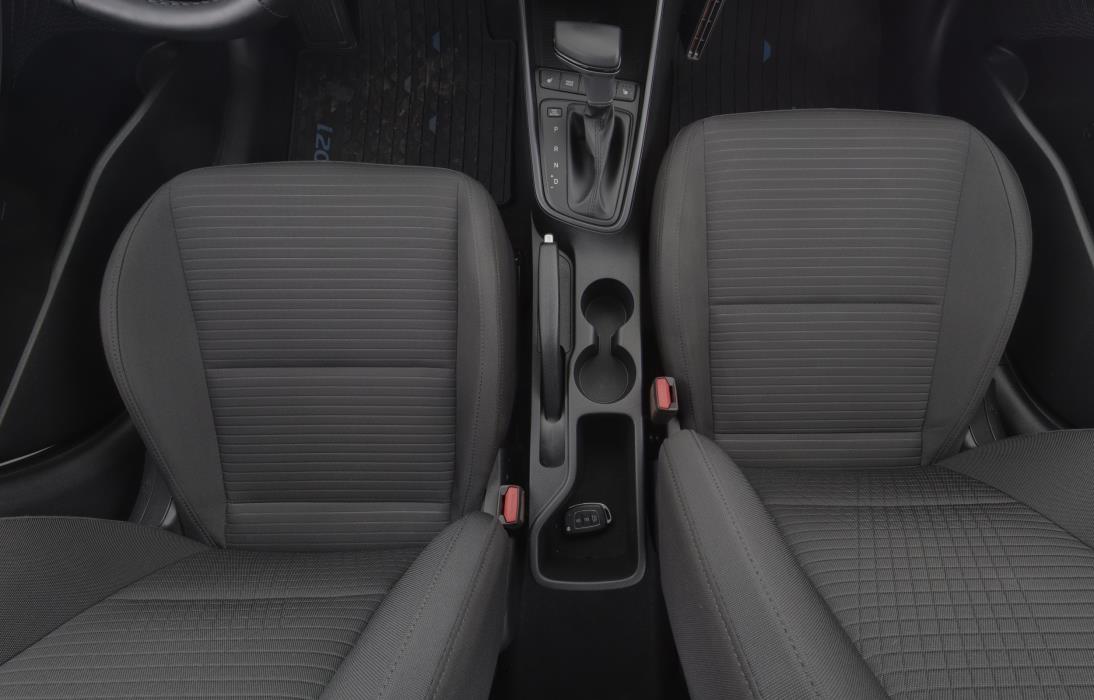 HYUNDAI i20 Hatchback 2021