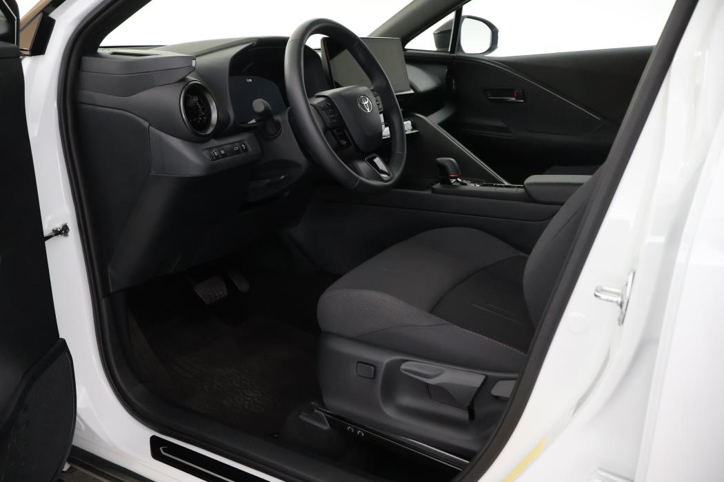 TOYOTA C-HR 2025