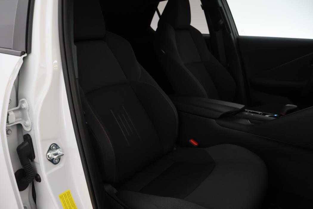 TOYOTA C-HR 2025