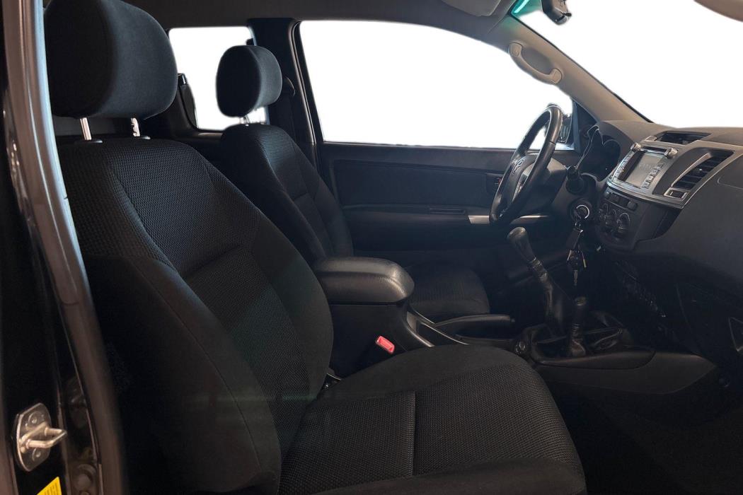 TOYOTA Hilux 2015