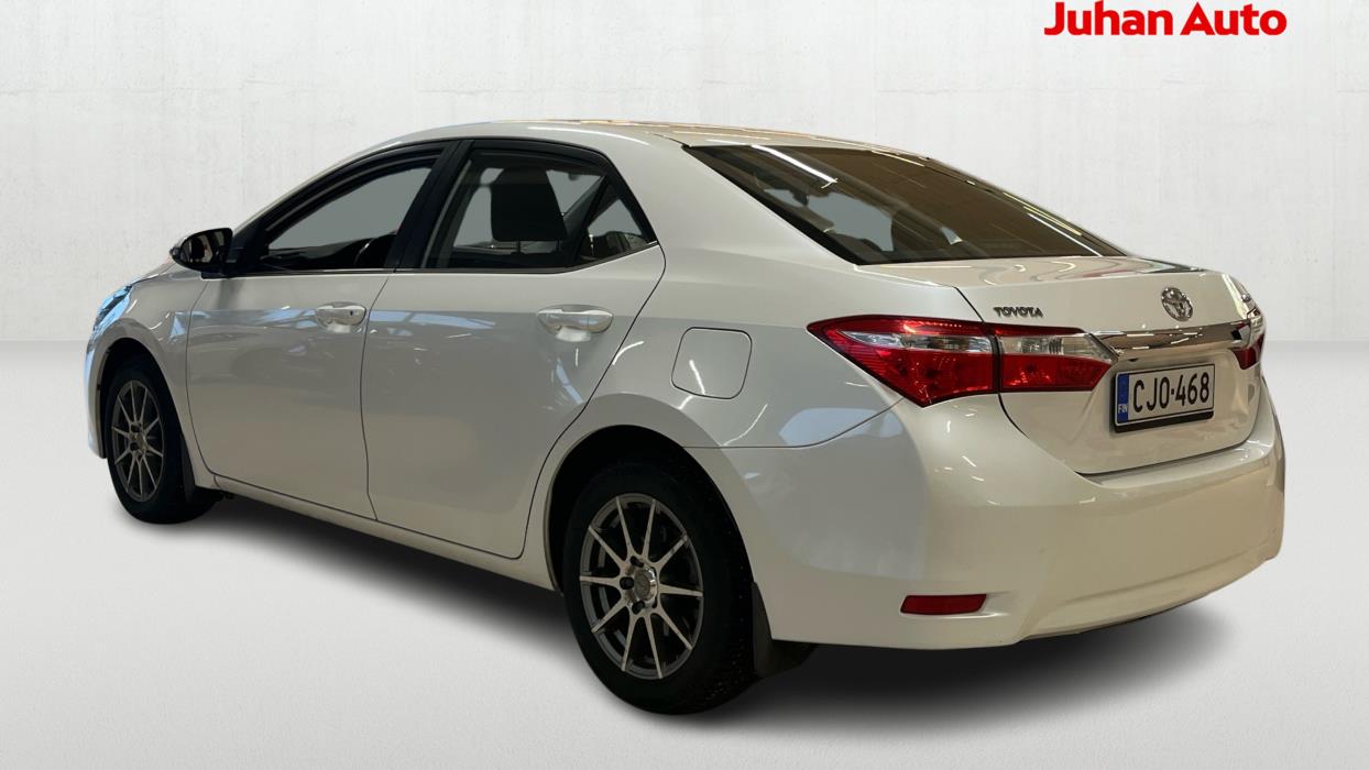 TOYOTA Corolla 2015