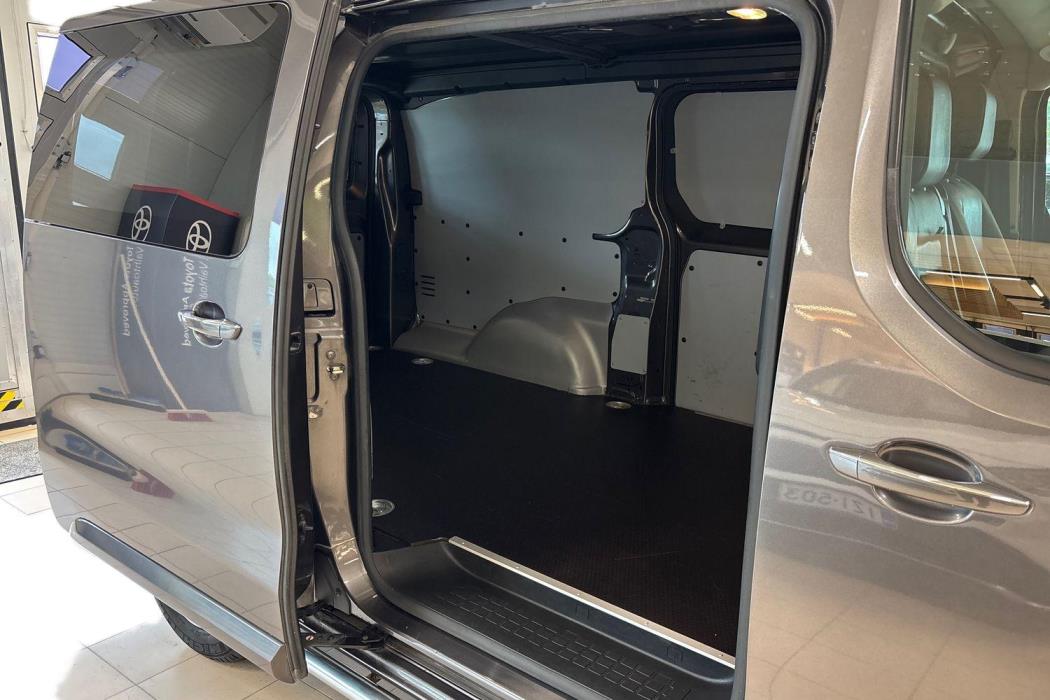 TOYOTA PROACE 2017