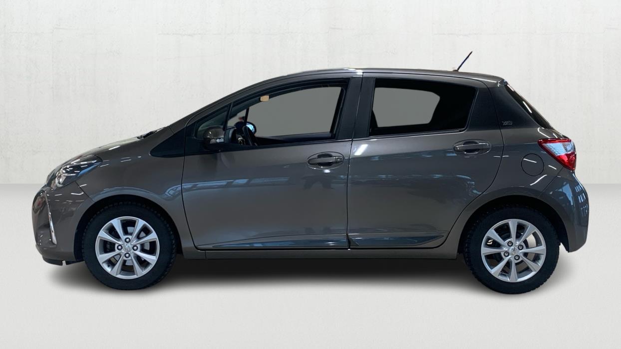 TOYOTA Yaris 2019