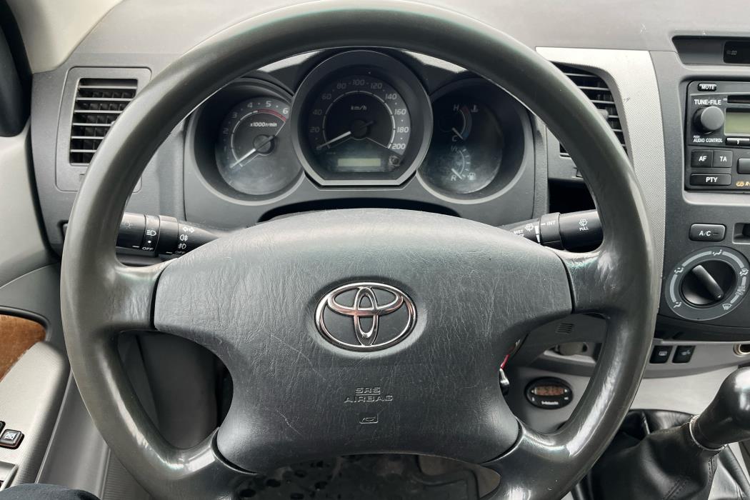 TOYOTA Hilux 2007