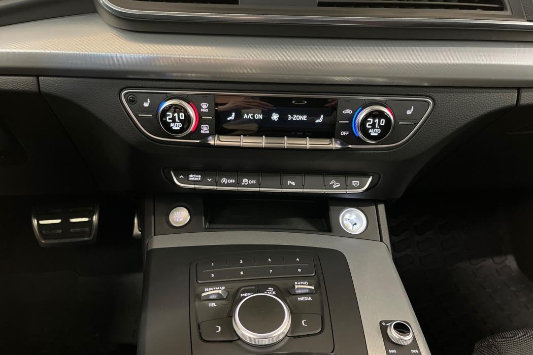 AUDI Q5 2018
