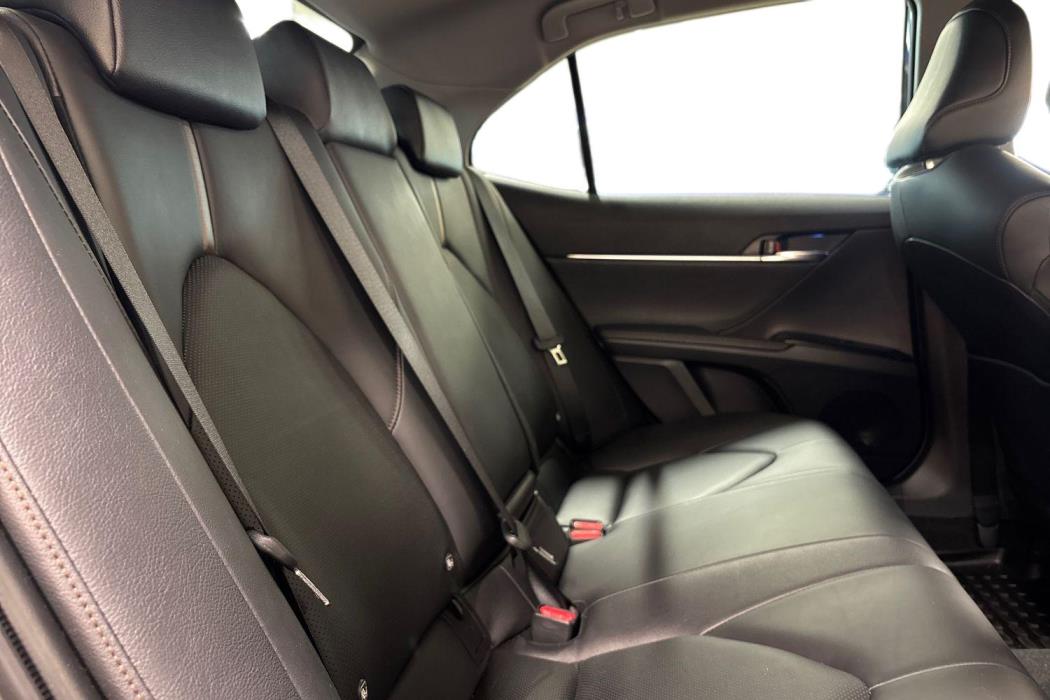TOYOTA CAMRY 2020