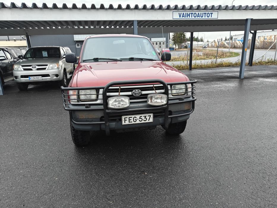 TOYOTA Hilux 2000