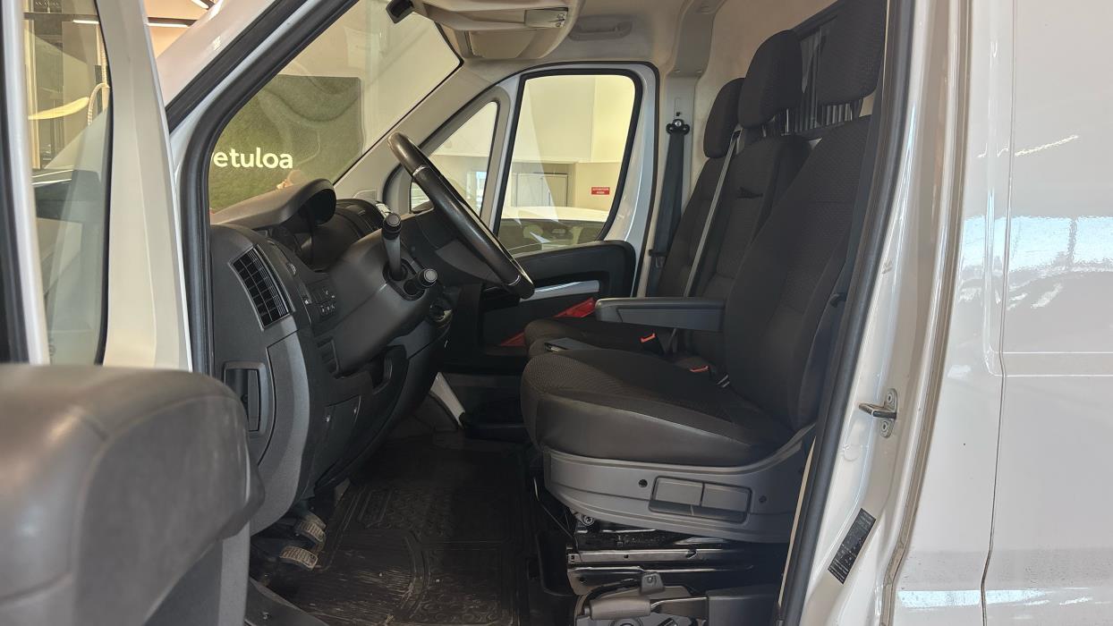 PEUGEOT BOXER 2021