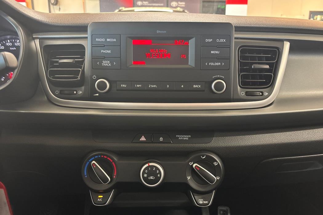 KIA RIO 2023