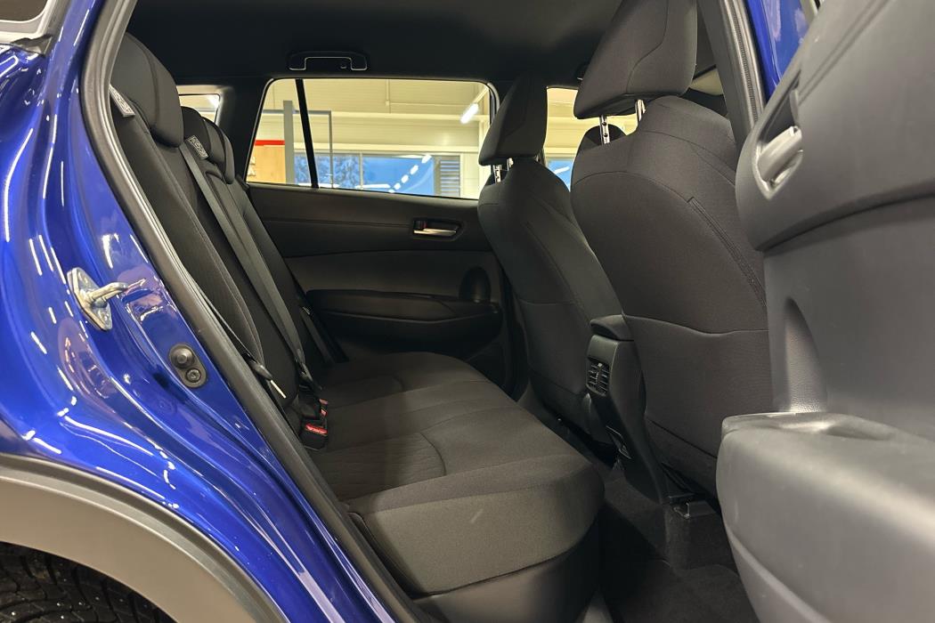 TOYOTA Corolla Cross 2023