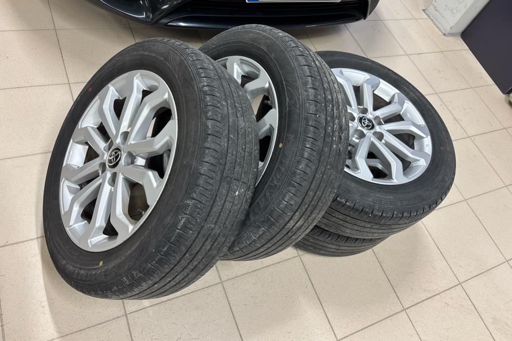 TOYOTA Corolla Cross 2023