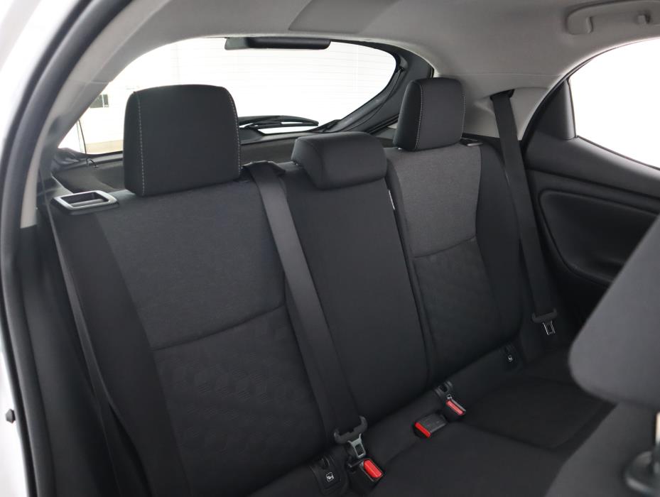 TOYOTA Yaris 2024