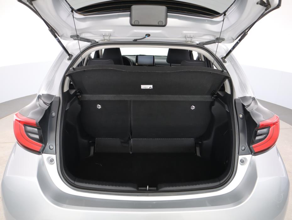 TOYOTA Yaris 2024