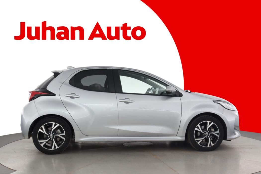 TOYOTA Yaris 2024