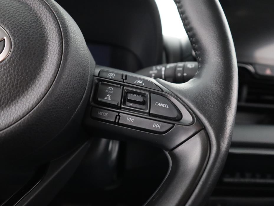 TOYOTA Yaris 2024