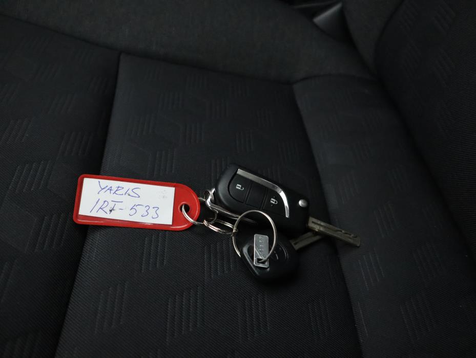 TOYOTA Yaris 2024