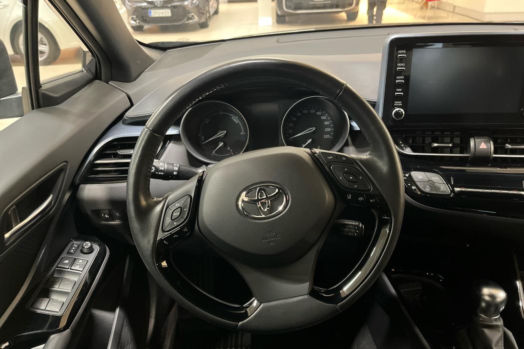TOYOTA C-HR 2021