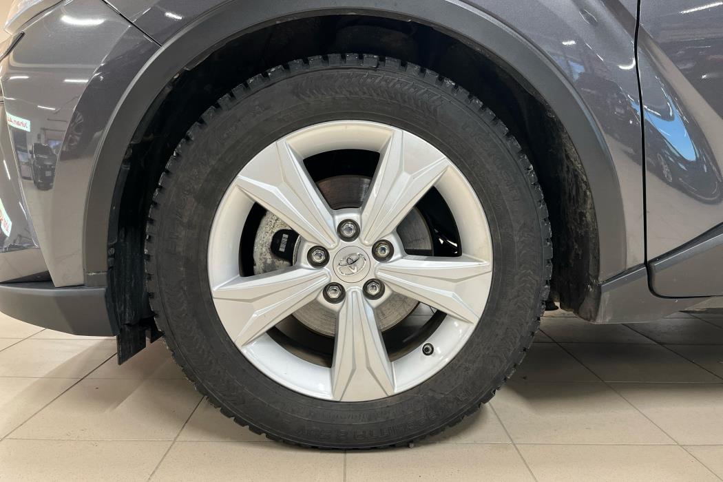TOYOTA C-HR 2021