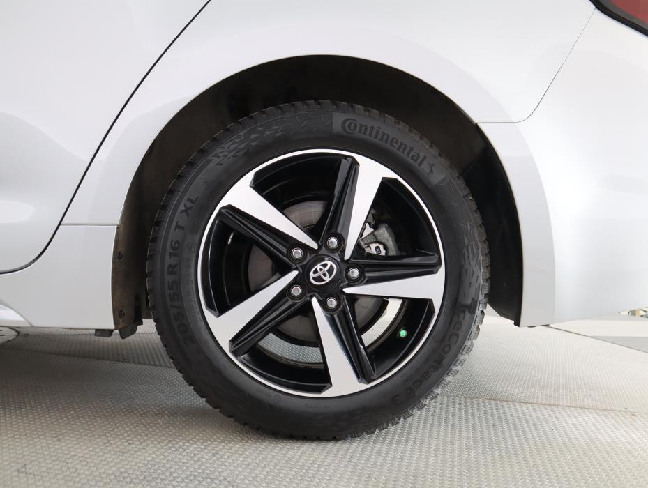 TOYOTA Corolla 2024