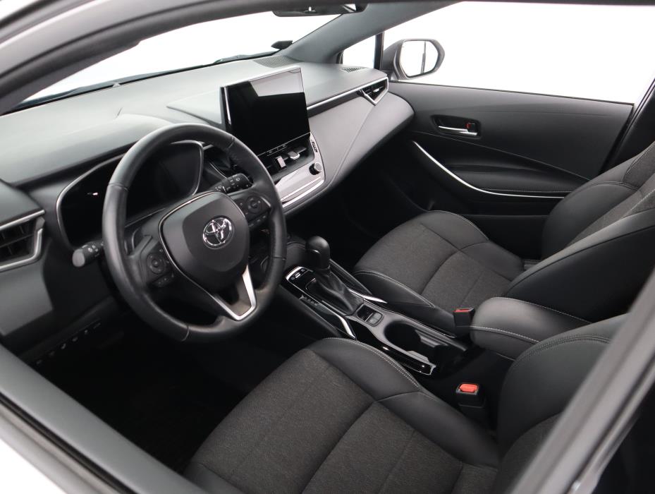 TOYOTA Corolla 2024