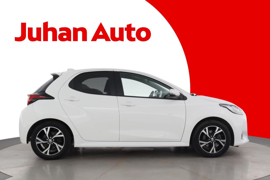 TOYOTA Yaris 2025