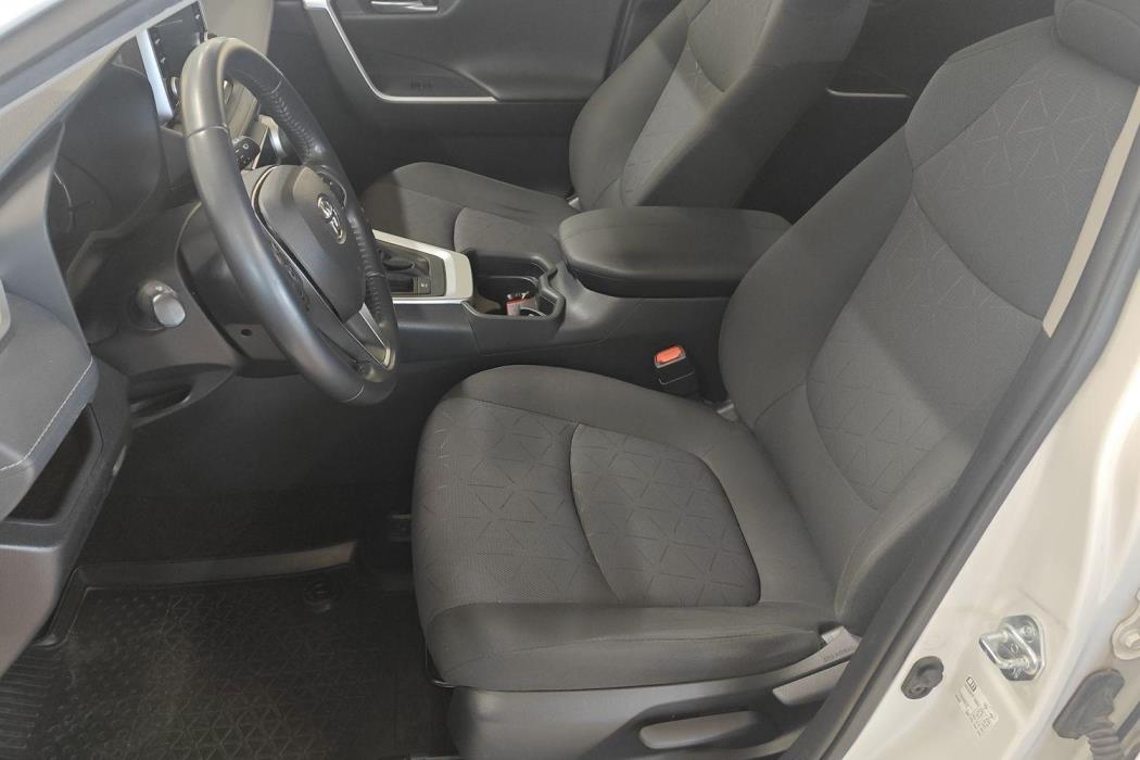 TOYOTA RAV4 2021