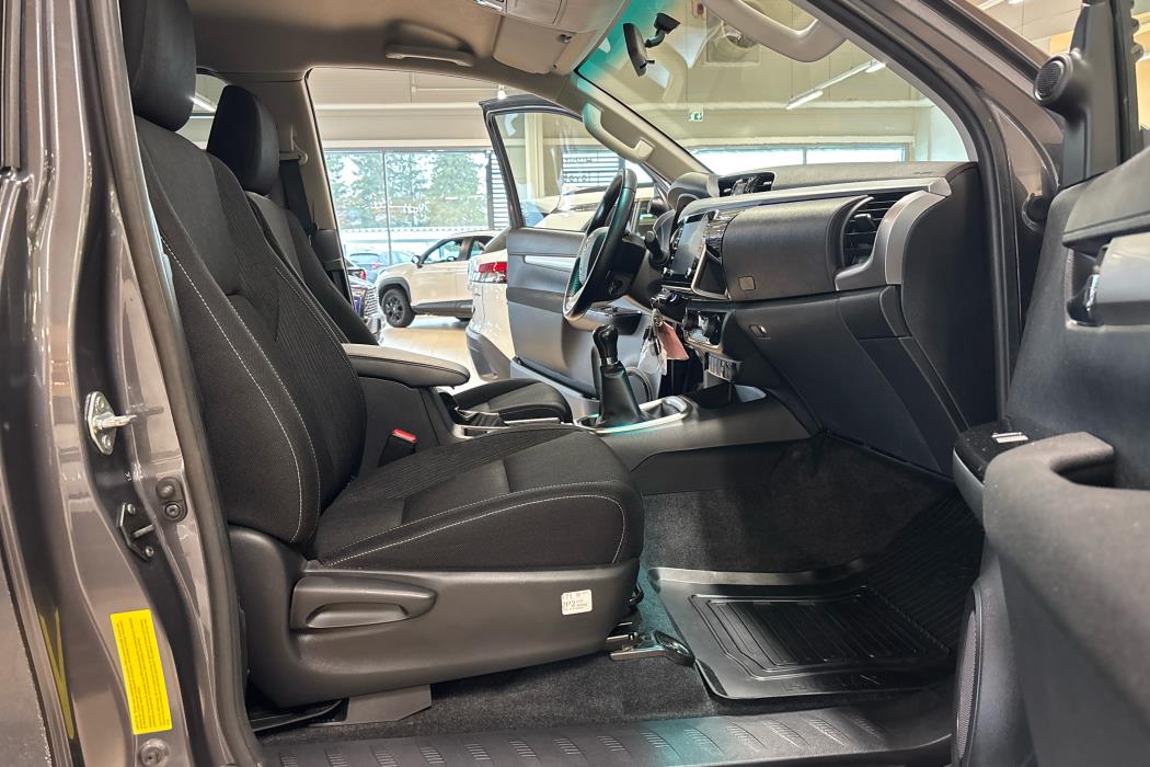 TOYOTA Hilux 2022