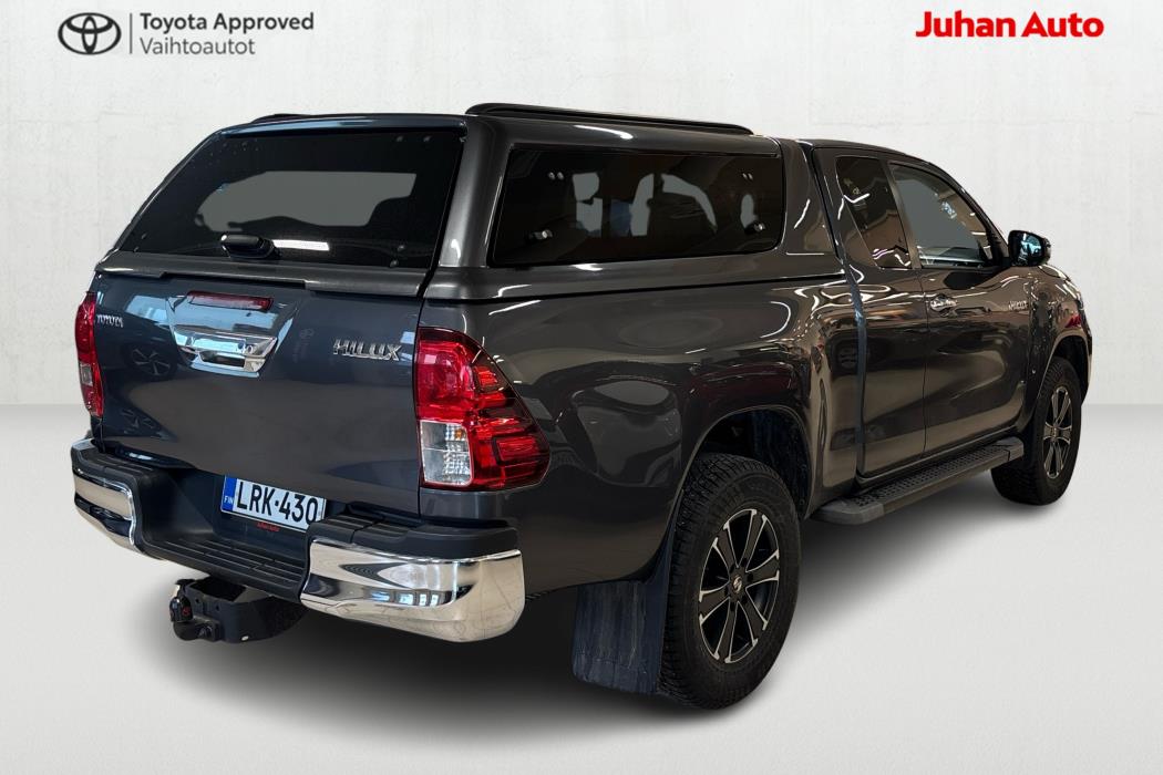 TOYOTA Hilux 2022