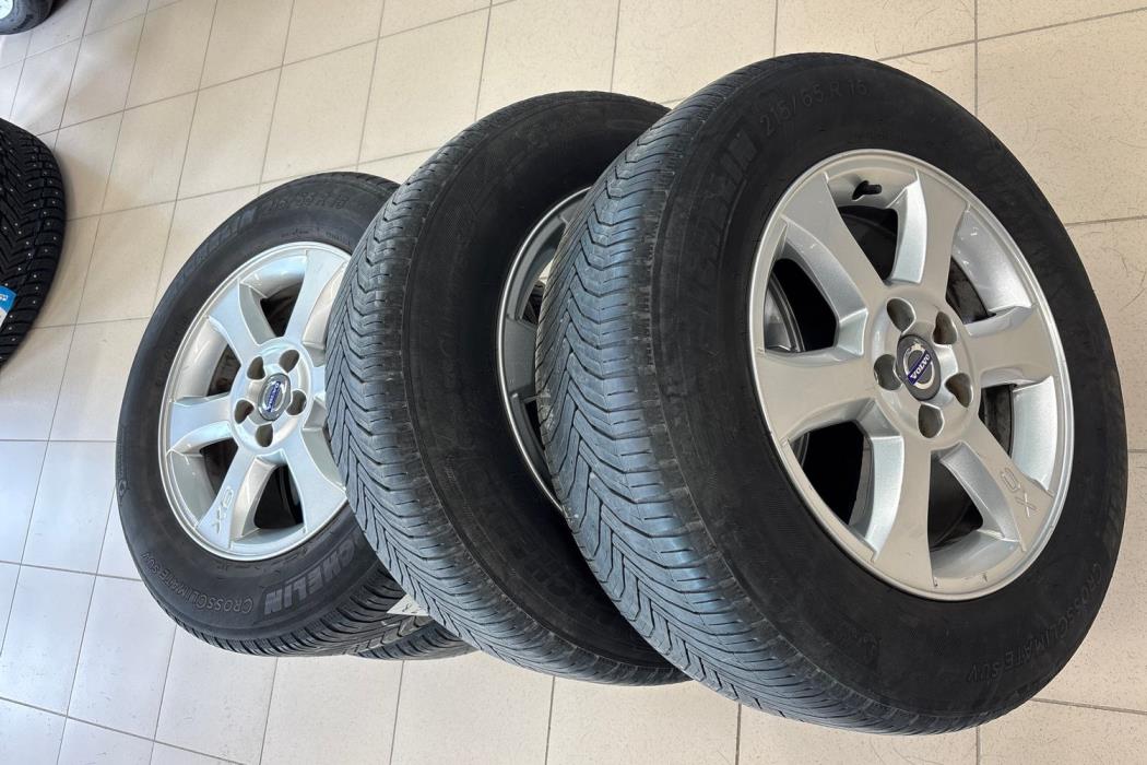 VOLVO XC70 2008