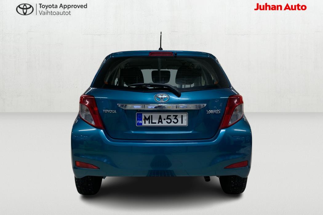 TOYOTA Yaris 2012
