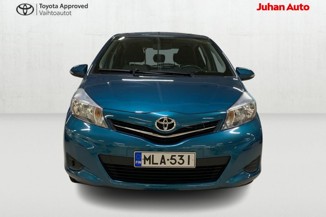 TOYOTA Yaris 2012
