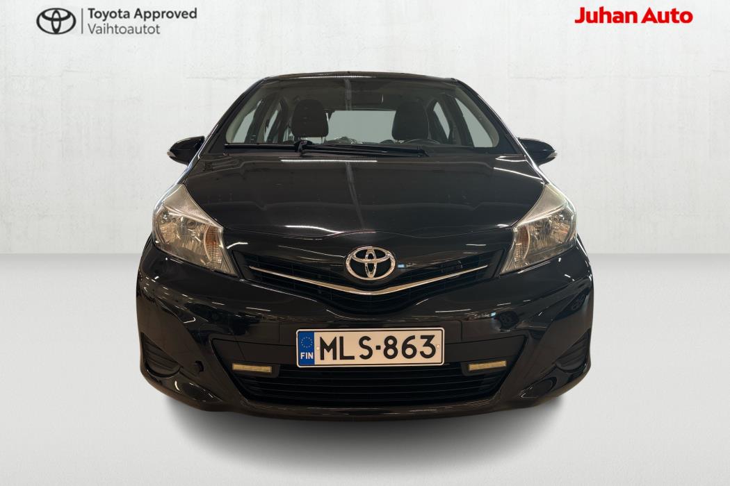 TOYOTA Yaris 2014