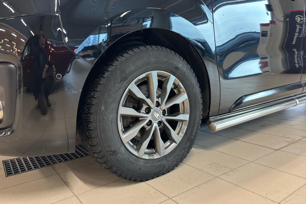 TOYOTA Proace 2021