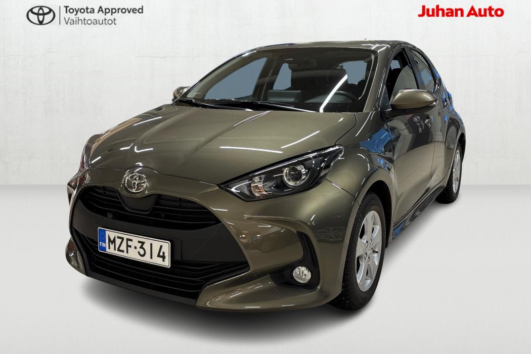 TOYOTA Yaris 2021