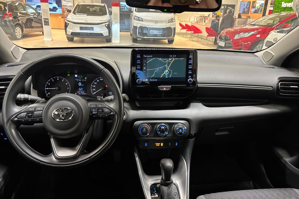TOYOTA Yaris 2021