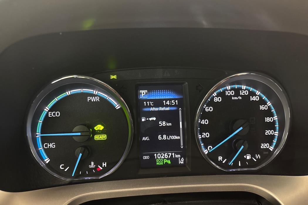 TOYOTA RAV4 2018