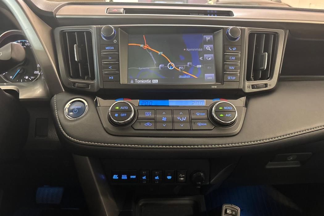 TOYOTA RAV4 2018
