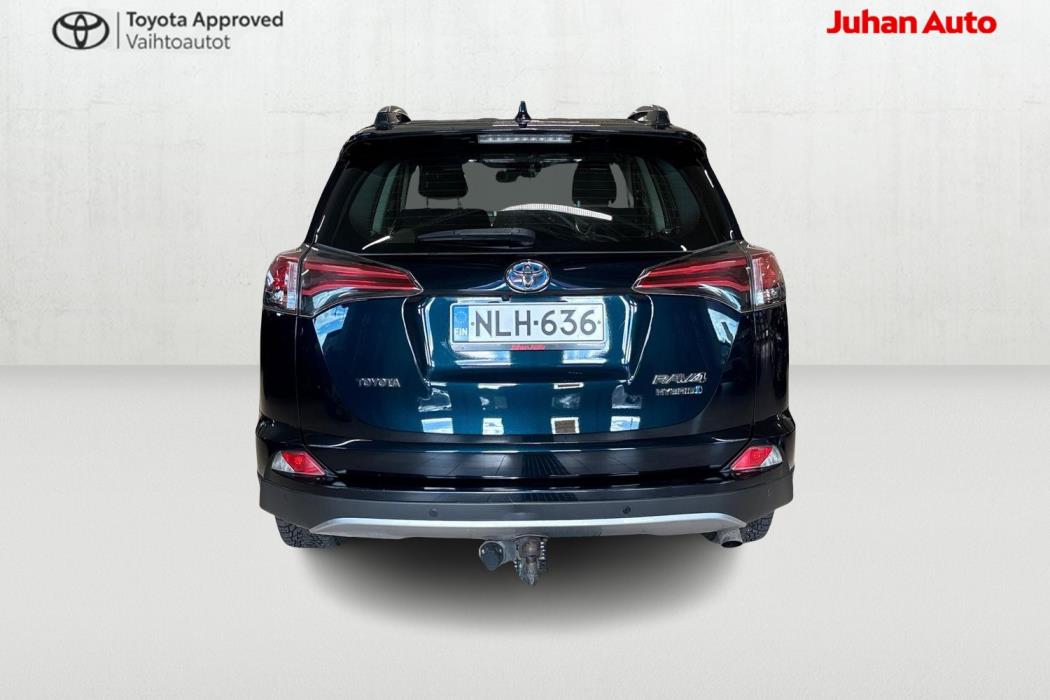 TOYOTA RAV4 2018