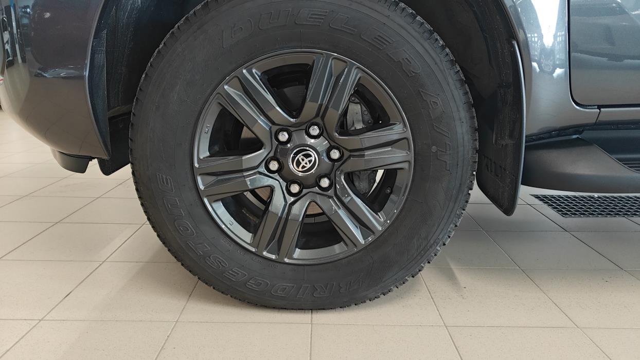 Toyota Hilux 2024