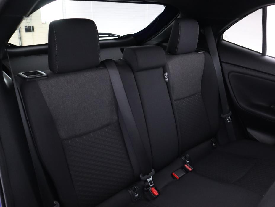 TOYOTA Yaris Cross 2024
