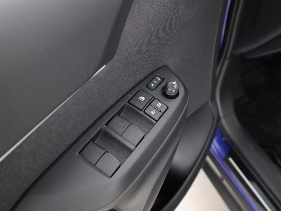 TOYOTA Yaris Cross 2024