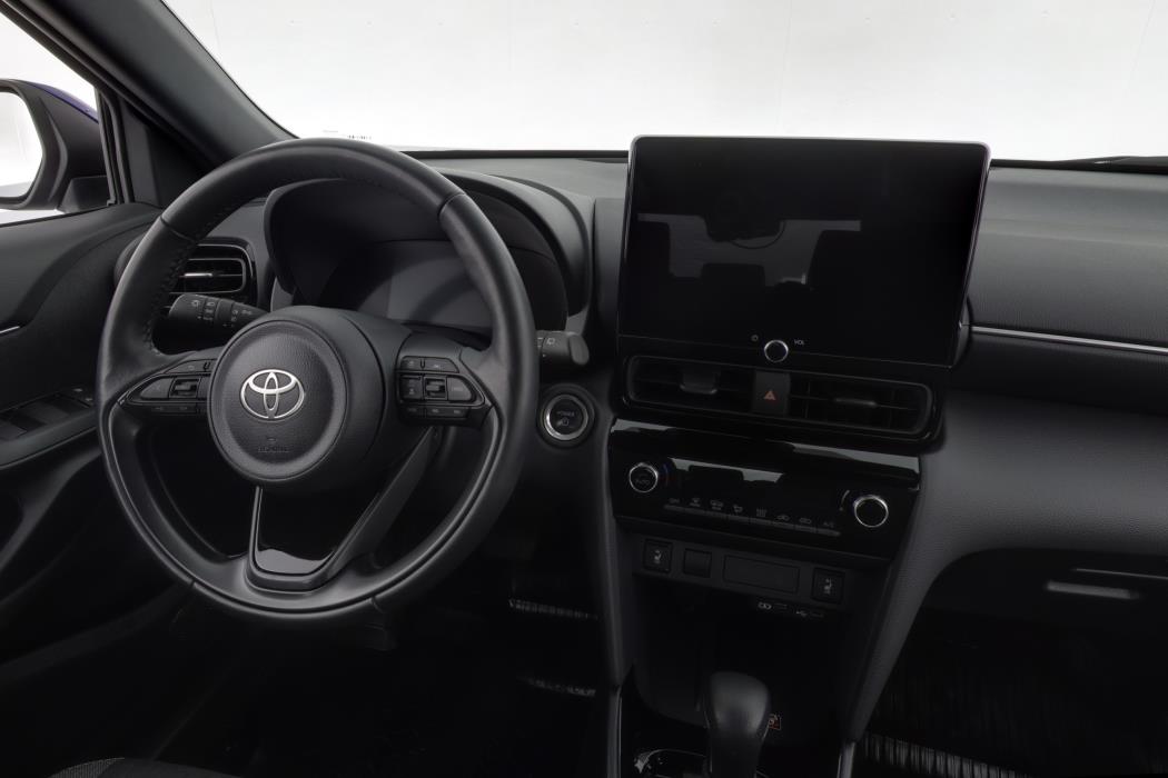 TOYOTA Yaris Cross 2024