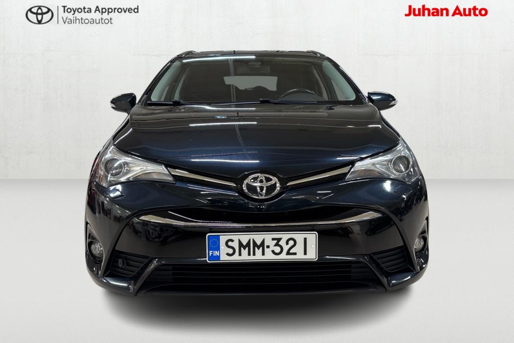 TOYOTA Avensis 2017