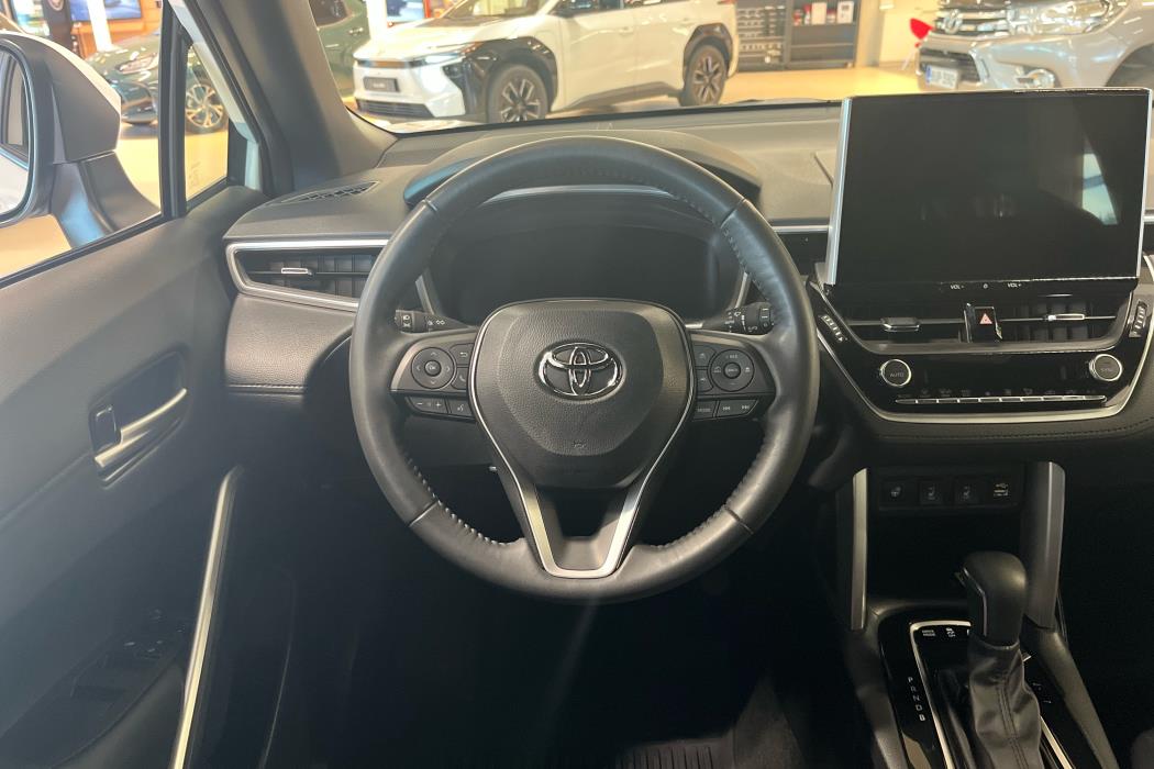 TOYOTA Corolla Cross 2024